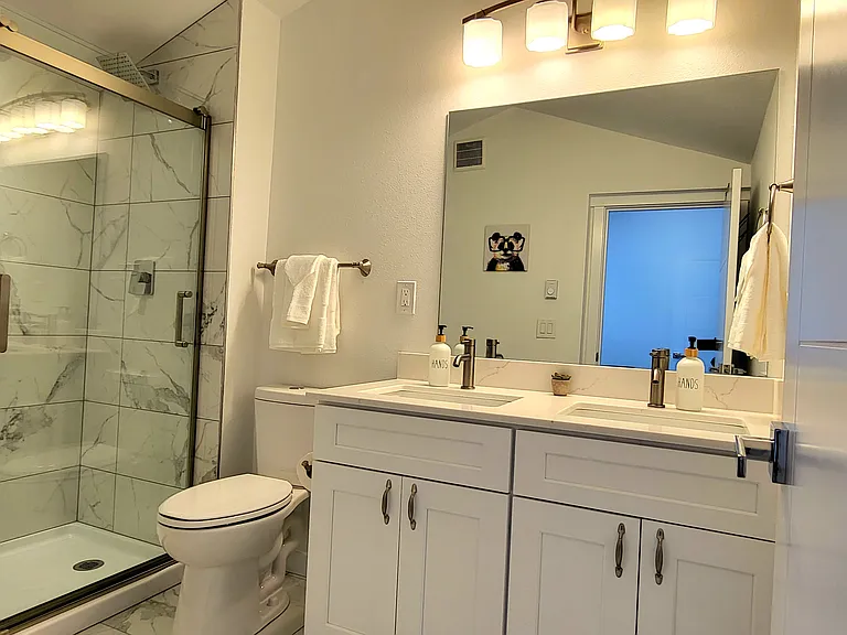 303 NE 115th St #1 — Photo 19