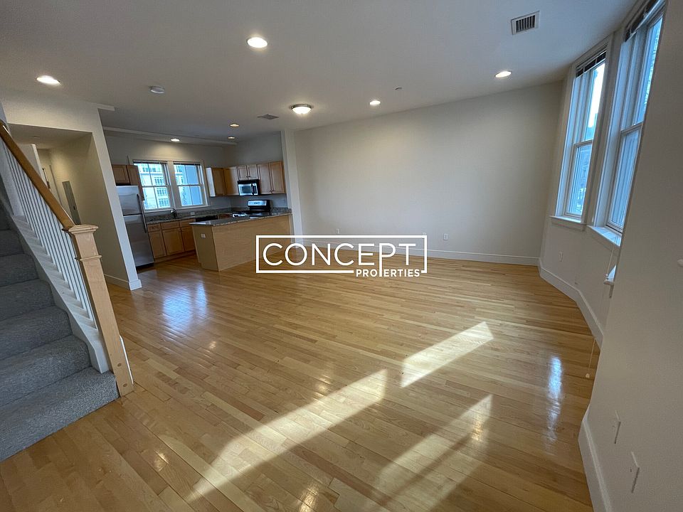 1st image of 110A 2nd St