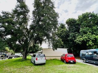8240 Suncoast Dr, North Fort Myers, FL 33917