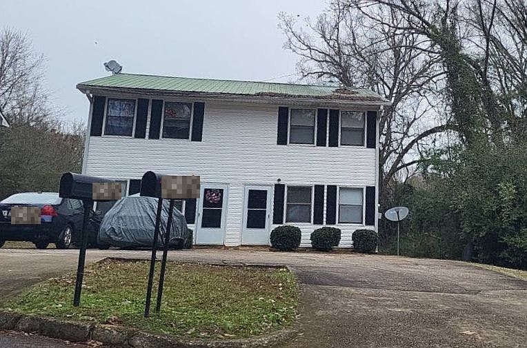 2nd image of 113 Northwoods Dr #115
