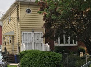 49 Willowbrook Rd, Staten Island, NY 10302