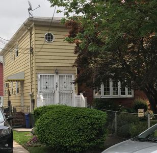 49 Willowbrook Rd, Staten Island, NY, 10302