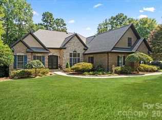 7832 Chapel Creek Dr, Denver, NC 28037