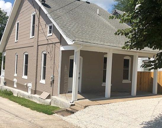 2nd image of 612 4th St
