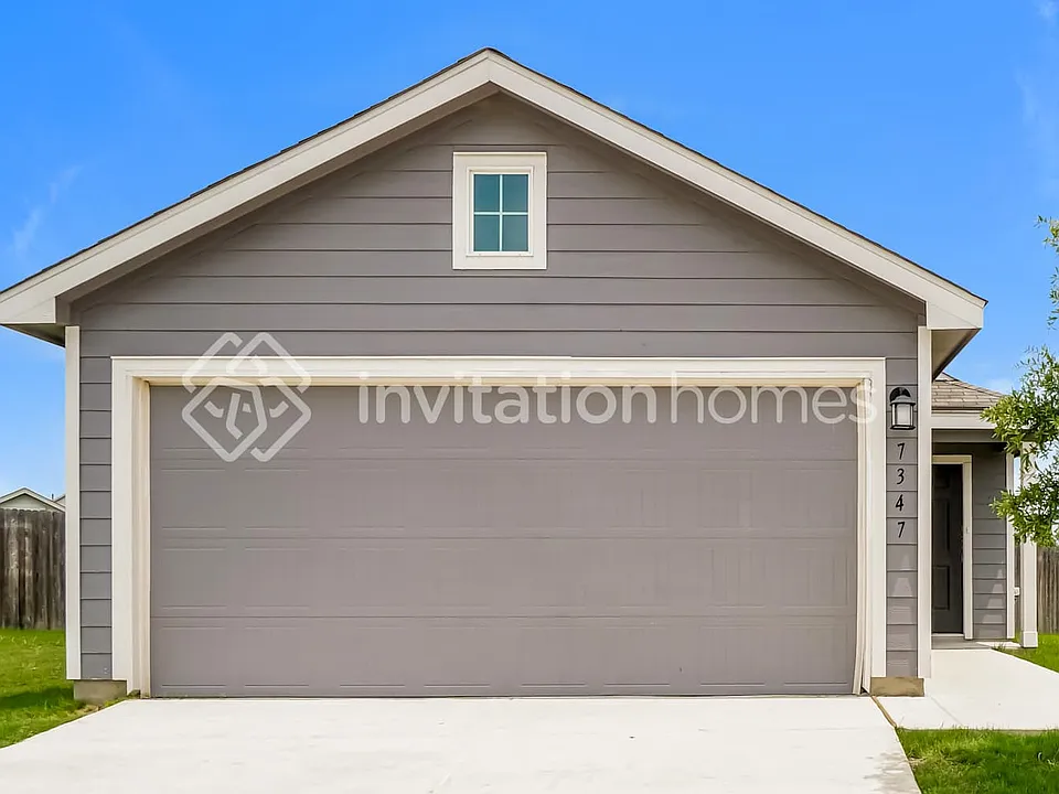7347 Plata Cir
