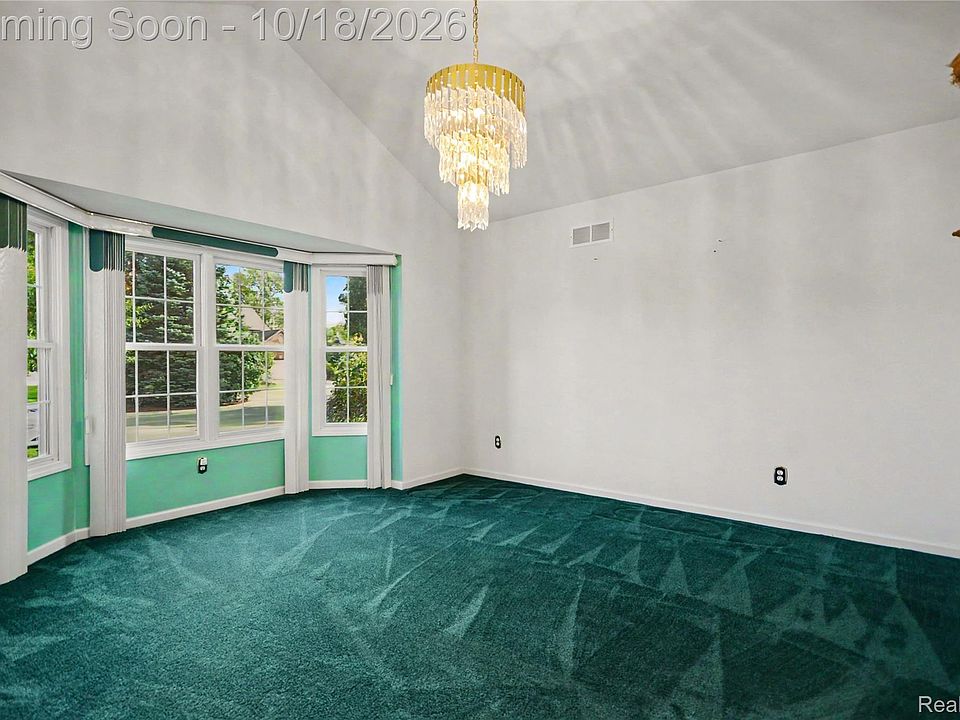 18837 Amber Ct, photo 5