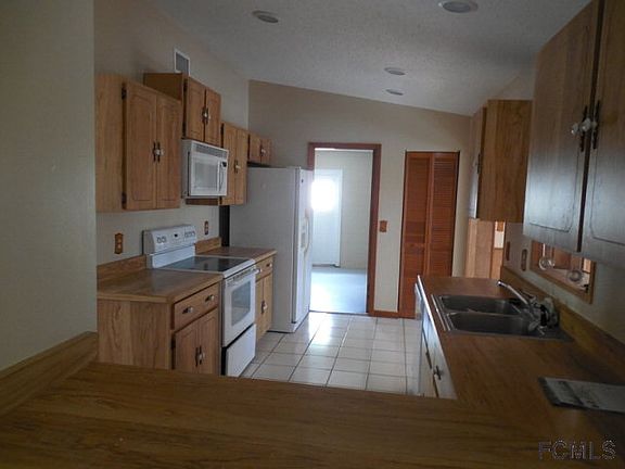 4th image of 62 Pebble Beach Dr
