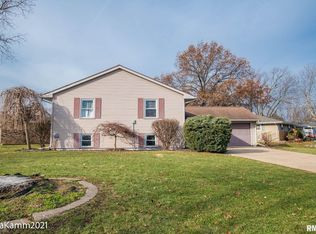 1615 Highwood Ave, Pekin, IL