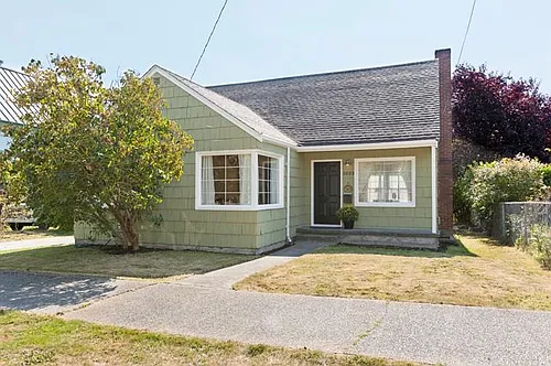 3023 NW 60th St Photo 1