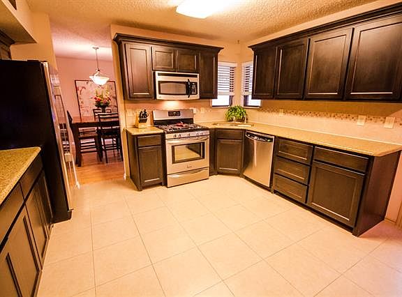 2nd image of 109 Cherrybark Dr