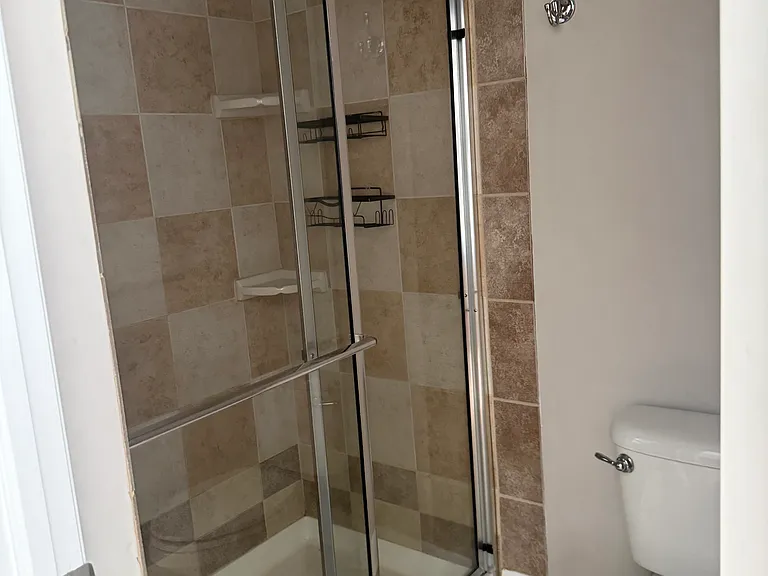 678 Union Dr — Photo 32