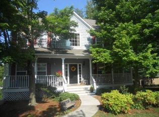 868 Cedar Branch Ln, Lawrenceville, GA 30043