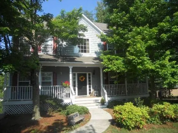 868 Cedar Branch Ln, Lawrenceville, GA 30043