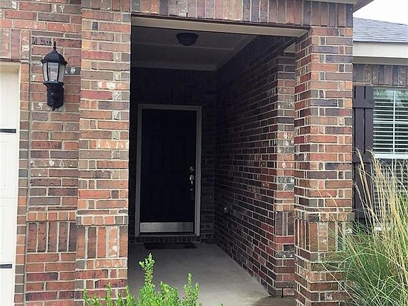 2nd image of 1405 Cottonwood Trl