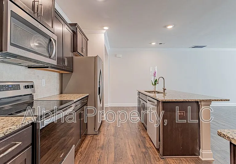 540 Yellow Fox Rd — Photo 7