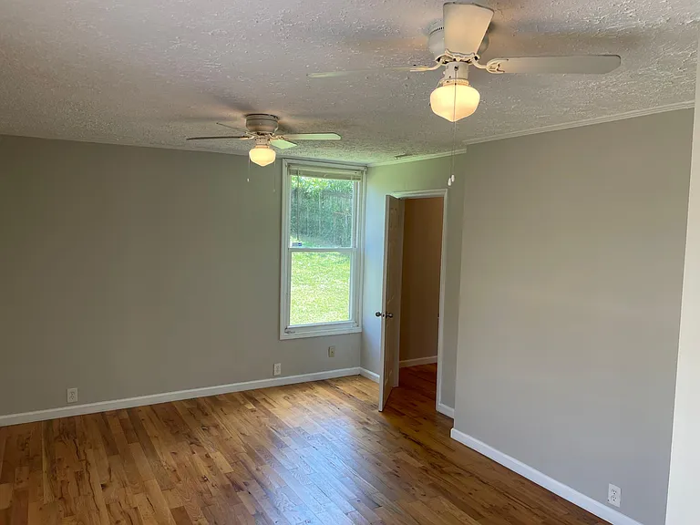 2314 Coker Ave — Photo 14
