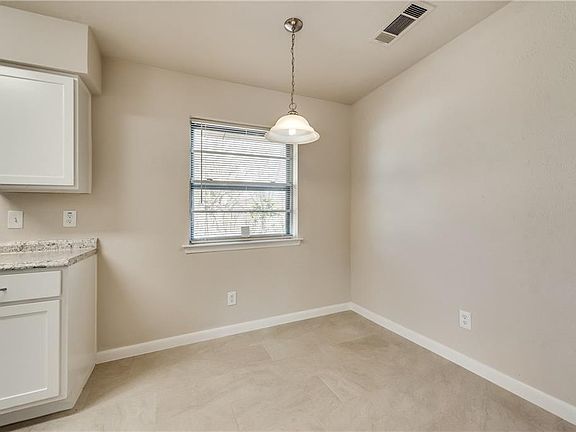 5th image of 9531 Frostwood St