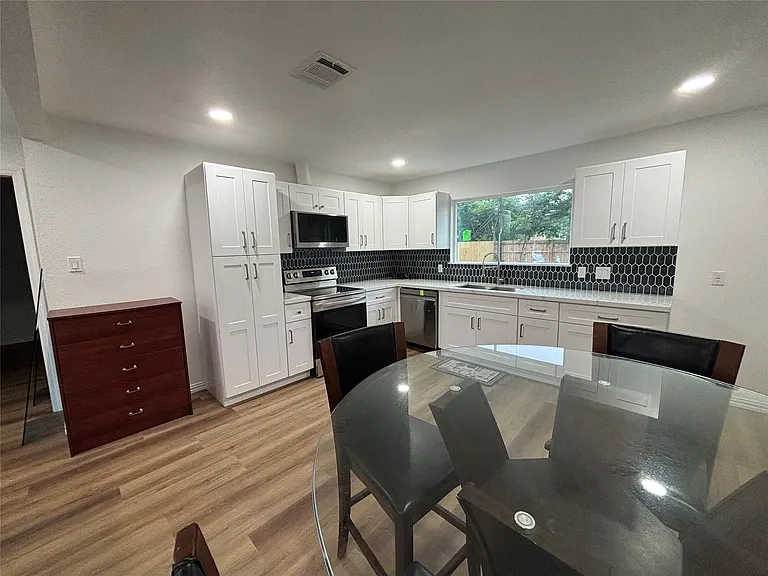 5718 Ricky St — Photo 7