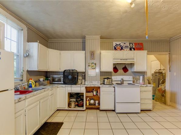 norfolk-virginia-79187277 picture