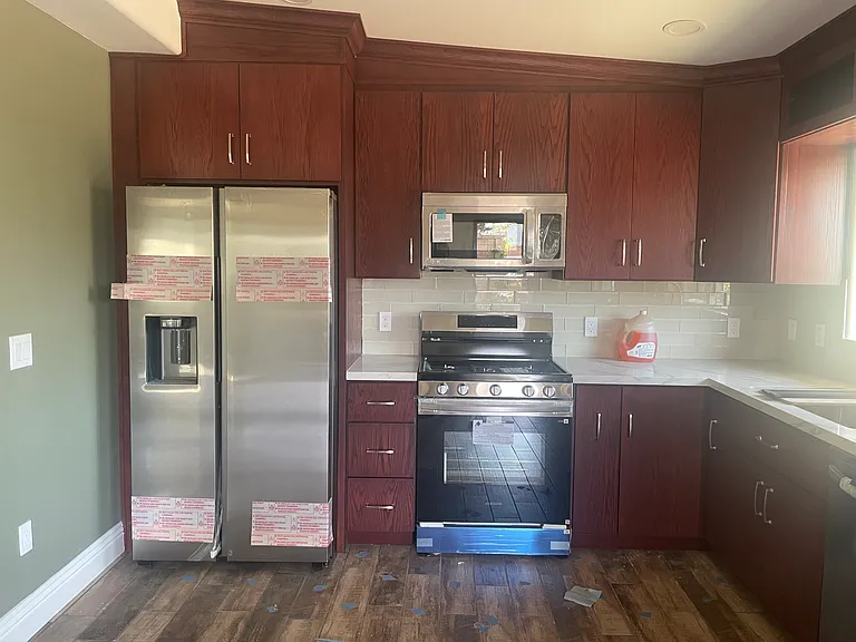18202 Peppergrove St #18204 — Photo 5