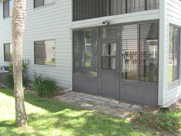 4th image of 1725 Harrison St APT 121
