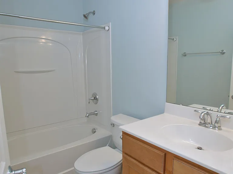 2105 Corwith Dr #1 — Photo 27