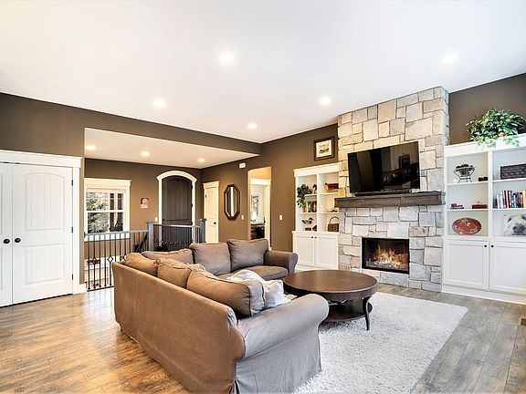 5th image of 7013 Highland Dr W