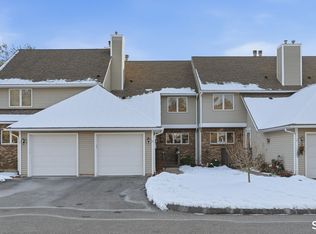 3 Steeplechase Dr UNIT 3, Newington, CT 06111