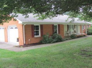 148 Cedar Ridge Dr, Daleville, VA 24083