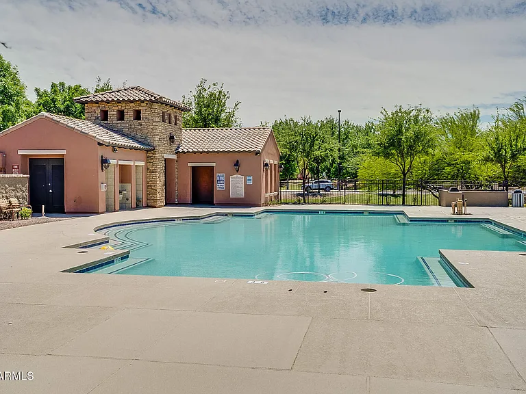 4711 E Buckboard Ct — Photo 90