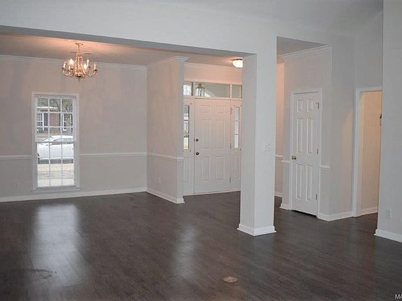 3rd image of 8213 Lochwood Dr