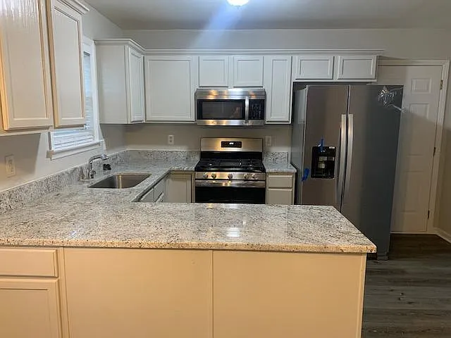 8320 Hobhouse Cir — Photo 7
