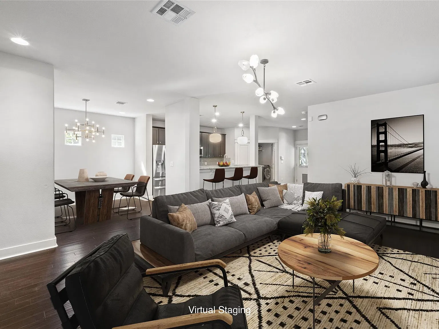 3 bed, 2.5 bath, 1944 sqft, $4,000 — Photo 3
