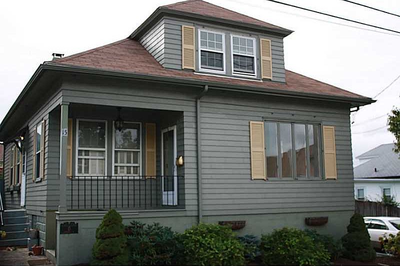 1st image of 15 Carovilli St