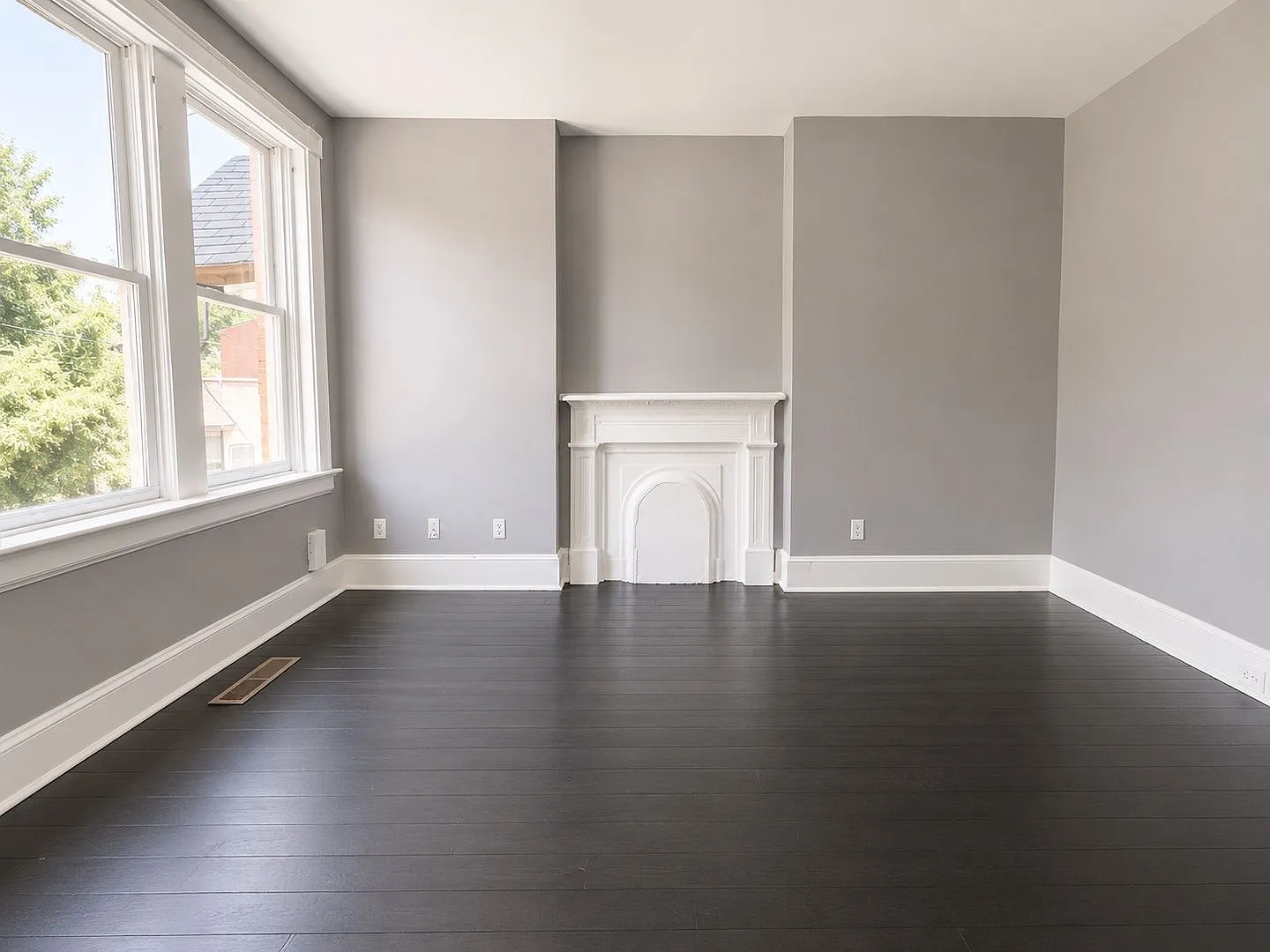 4 bed, 2.0 bath, 2668 sqft, $1,600 — Photo 2