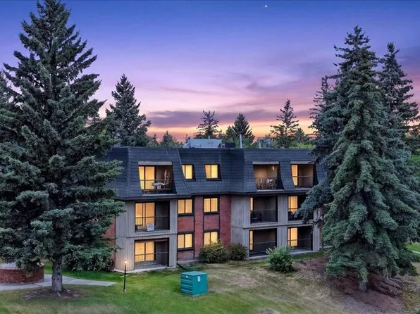 4001C N 49th St NW #3106, Calgary, AB T3A 2C9