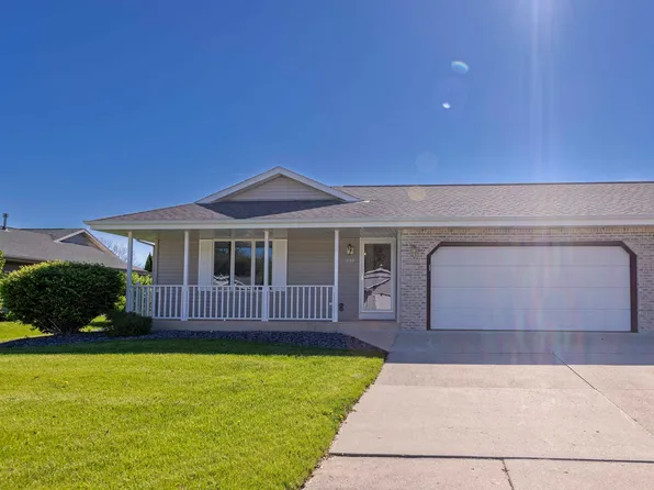 636 Littlefield Dr #2, Janesville, WI 53546