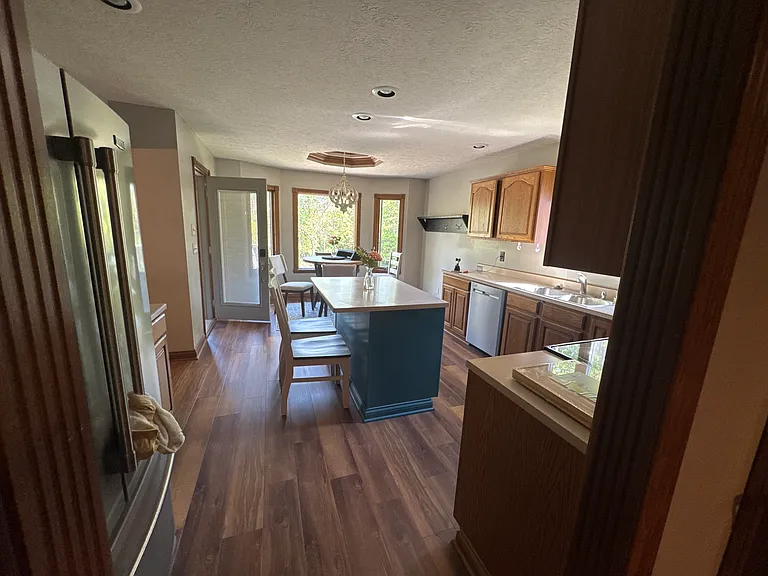 1007 New Harmony Dr — Photo 31