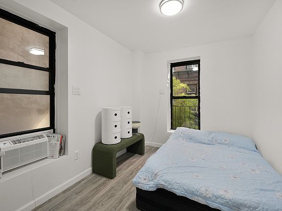 4th image of 124 Mott St APT 3