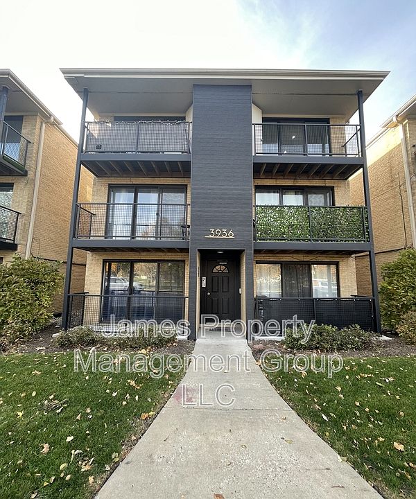 1st image of 3936 N Narragansett Ave APT 2S