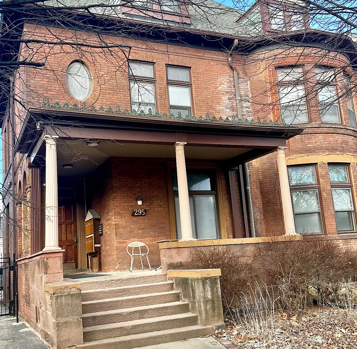 1 bed, 1100 sqft, $1,550 — Photo 1
