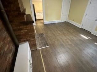 132 N Locust St #C, Versailles, KY 40383