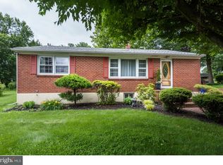 10 Bandur Ct, Wilmington, DE 19810