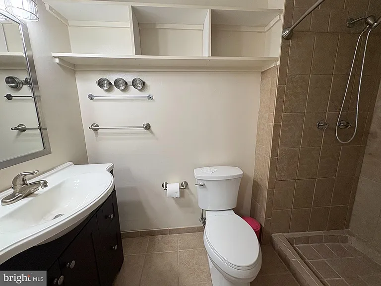 224 Willow Ter — Photo 19