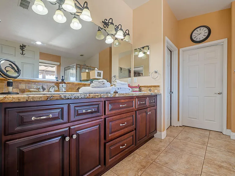 20552 Bergamo Way — Photo 35