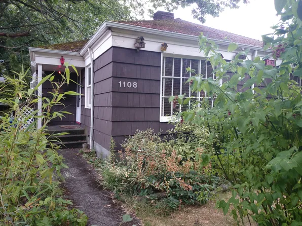 1106 34th Ave, Seattle, WA 98122