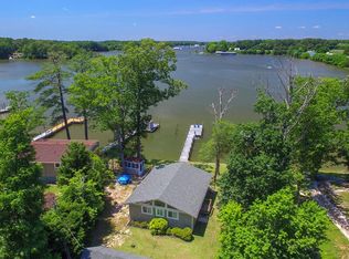 1369 Sherwood Dr, Reedville, VA 22539