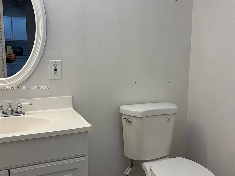 401 Golden Isles Dr #716 — Photo 9