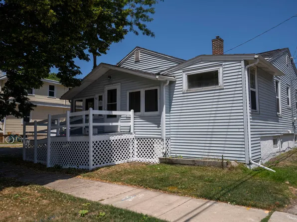 412 Elmore St, Green Bay, WI 54303