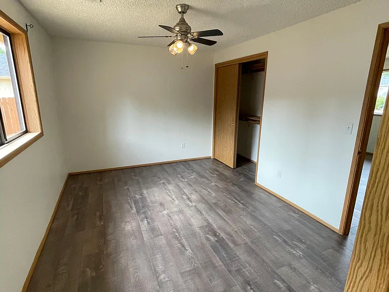 1315 NE 9th Way — Photo 25